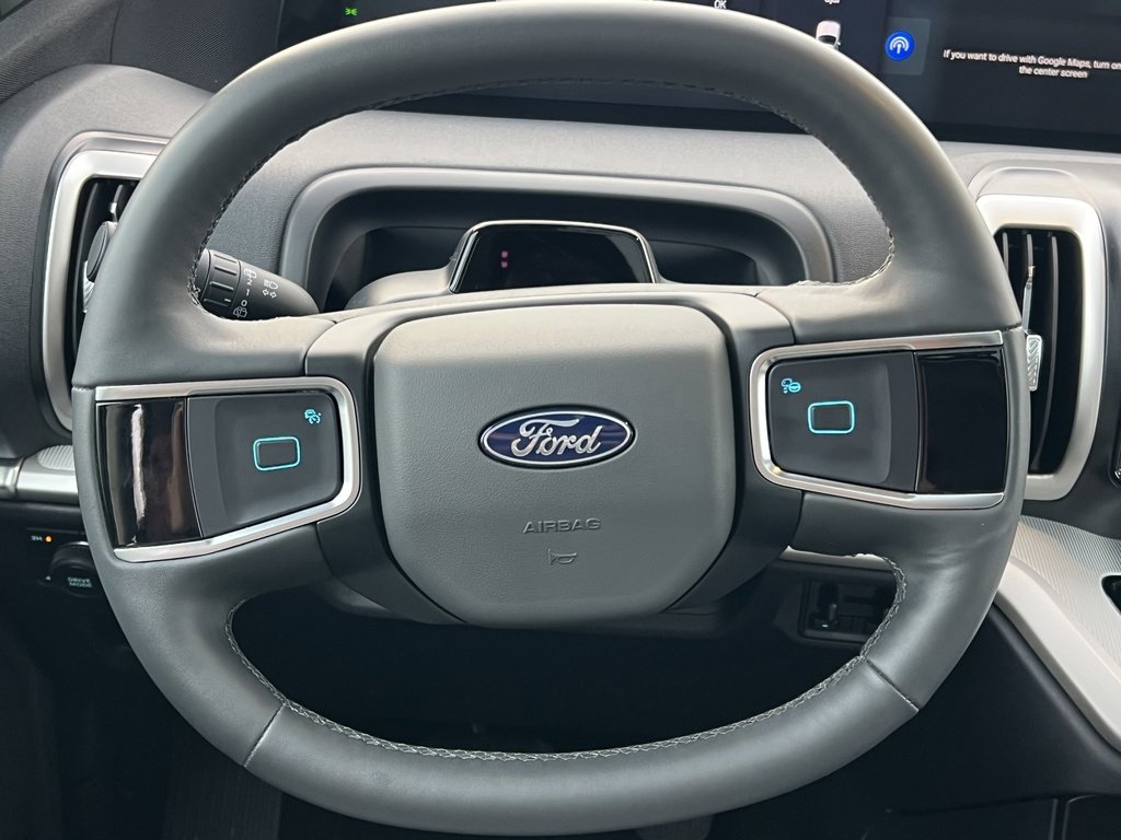 Certified 2025 Ford Expedition Active image 18
