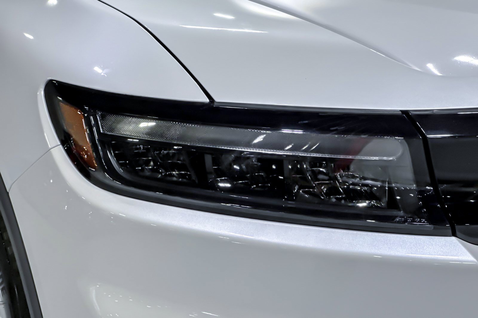 Used 2024 Honda Prologue EX image 12