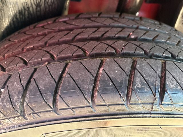 Used 2017 Jeep Renegade Latitude AWD/4WD image 27