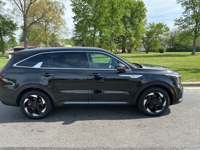 Certified 2025 Kia Sorento SX Prestige image 31