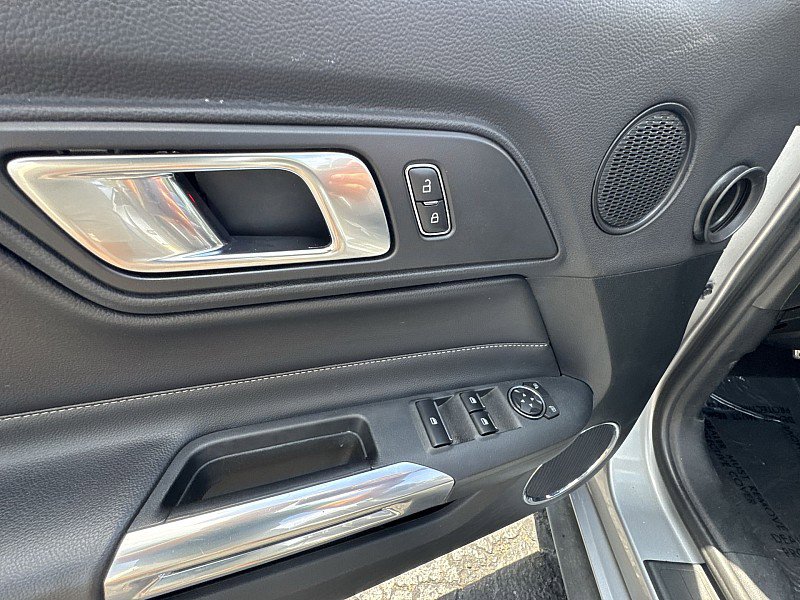 Used 2023 Ford Mustang Premium image 19