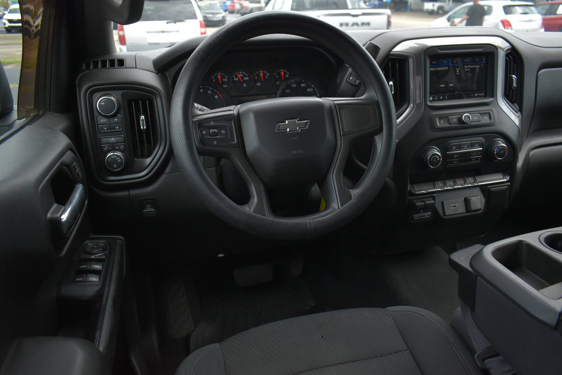 Used 2019 Chevrolet Silverado 1500 Custom Trail Boss w/ Custom Convenience Package AWD/4WD image 15
