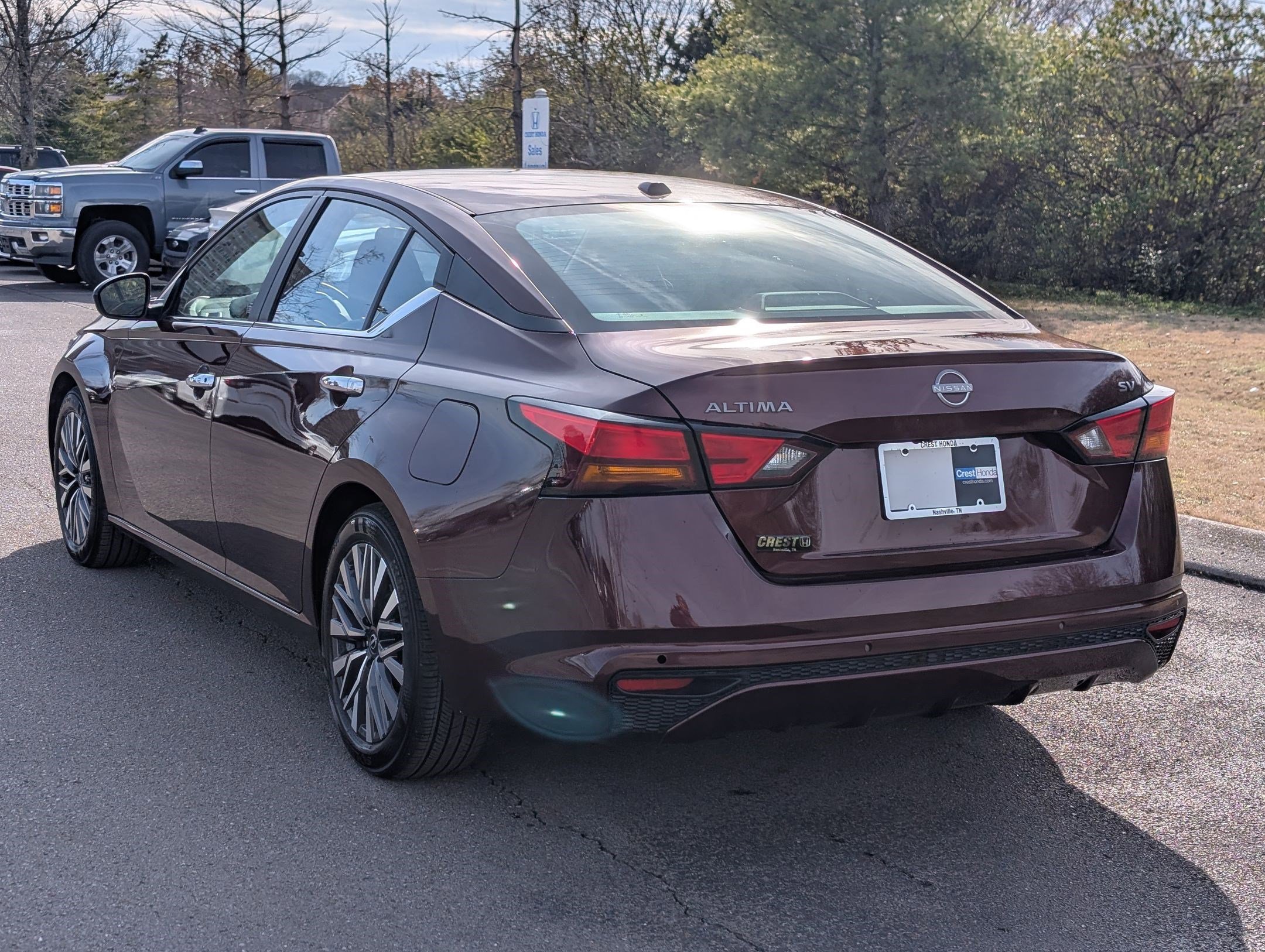 Used 2024 Nissan Altima 2.5 SV image 3