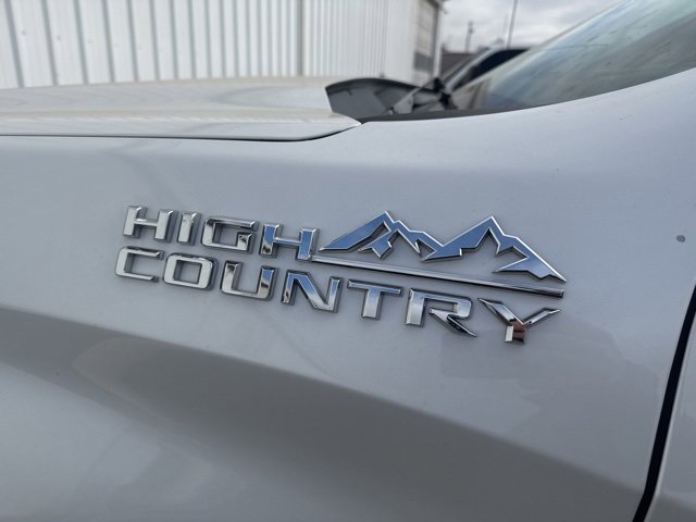 Used 2019 Chevrolet Silverado 1500 High Country w/ High Country Premium Package image 9