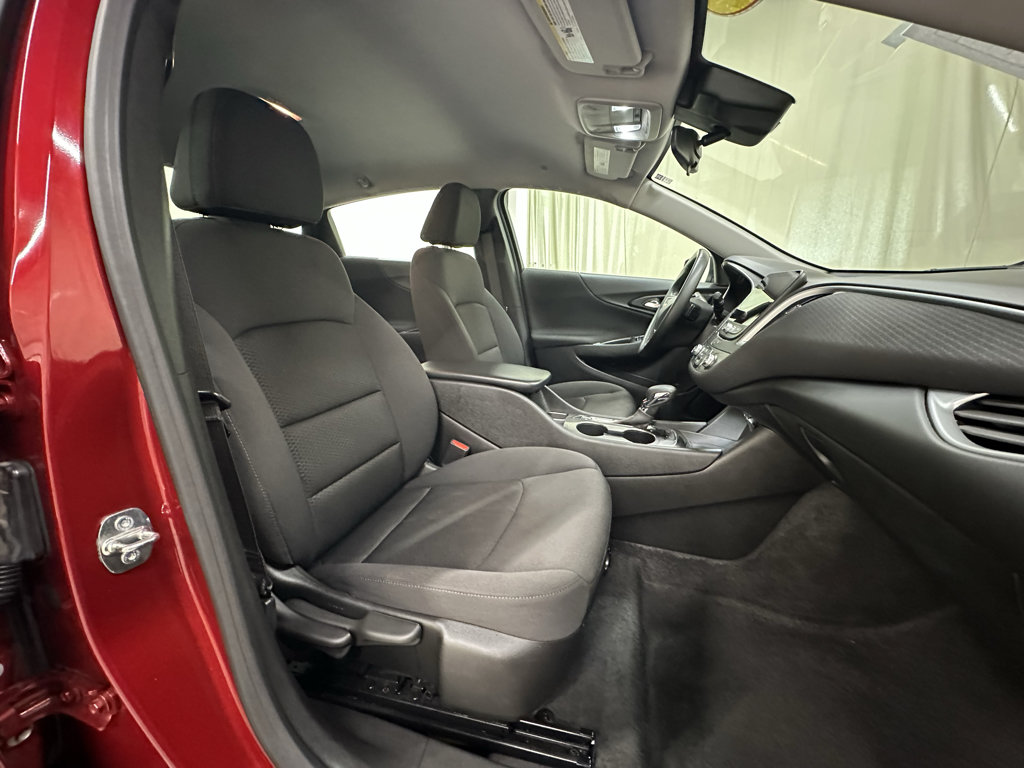 Certified 2024 Chevrolet Malibu RS FWD image 13