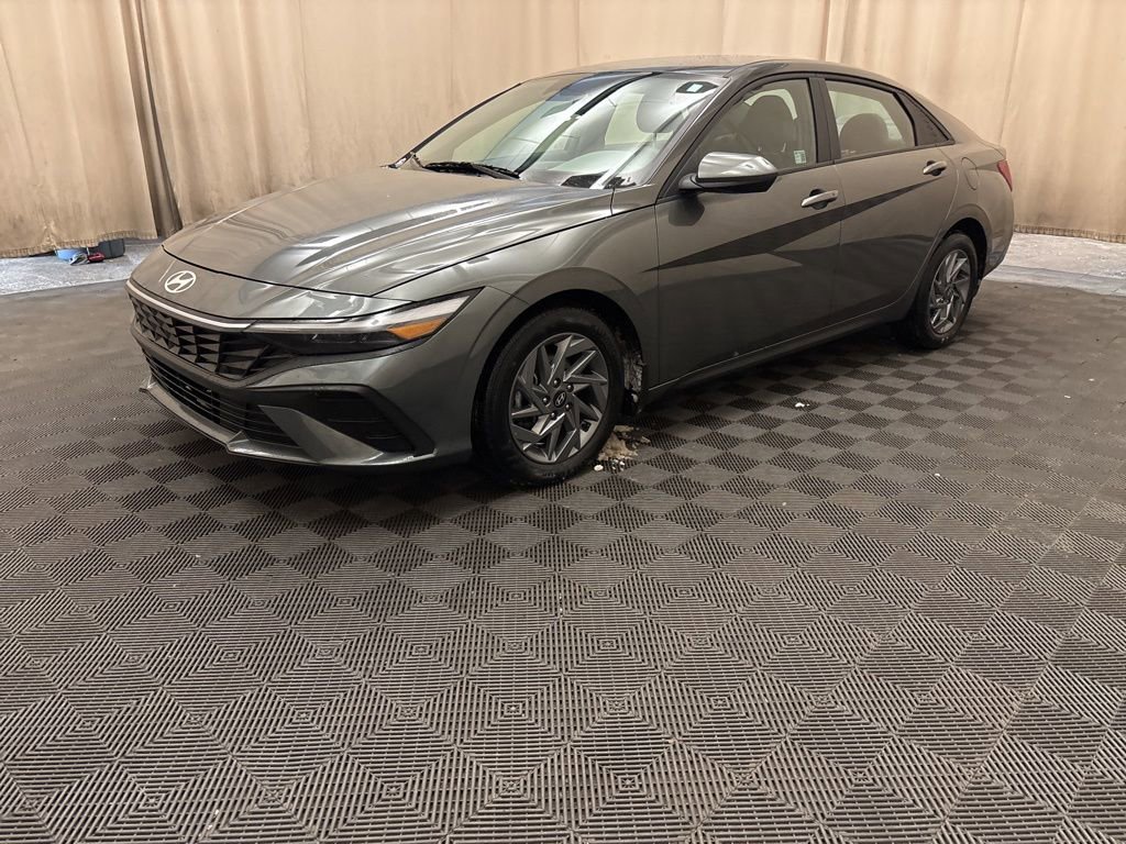 Used 2024 Hyundai Elantra SEL