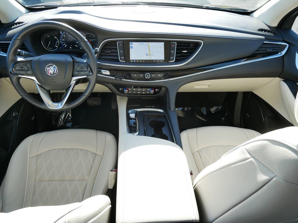 Used 2023 Buick Enclave Avenir w/ Avenir Technology Package AWD/4WD image 14