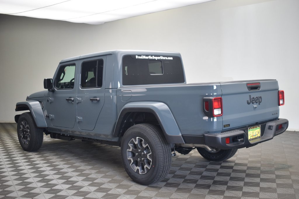 New 2026 Jeep Gladiator Sport AWD/4WD image 16