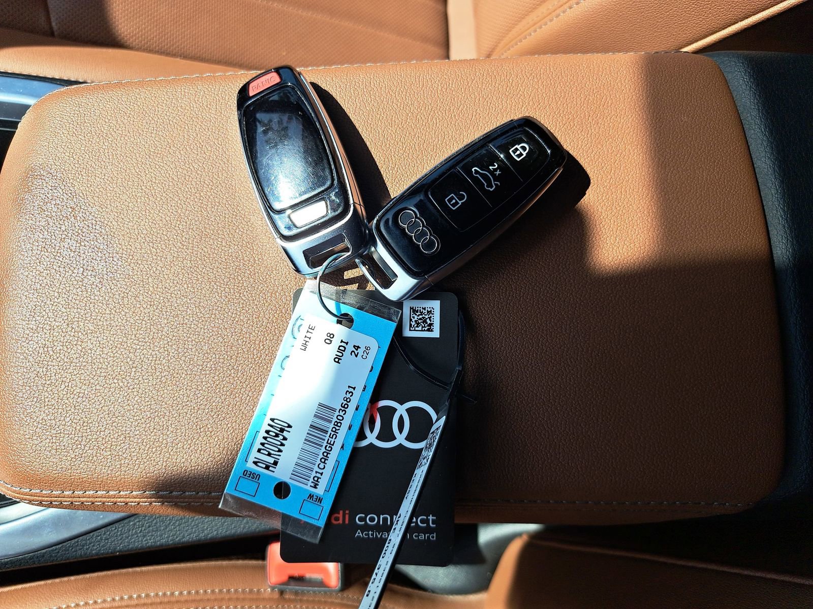 Used 2024 Audi Q8 e-tron Premium Plus image 10