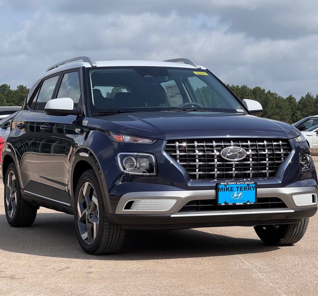 New 2026 Hyundai Venue SEL FWD image 8