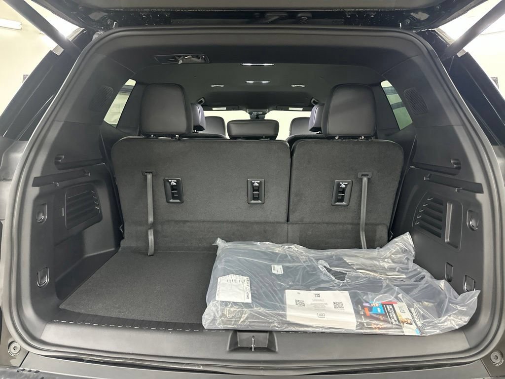New 2026 GMC Acadia Elevation w/ Black Edition AWD/4WD image 30