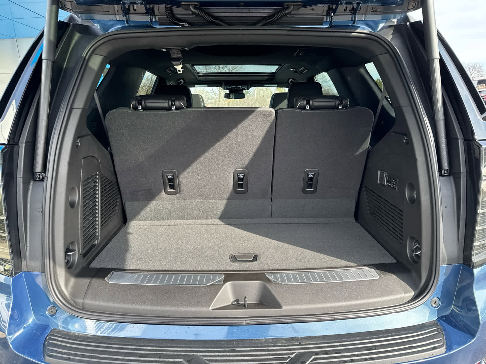 New 2026 Chevrolet Tahoe Premier image 16