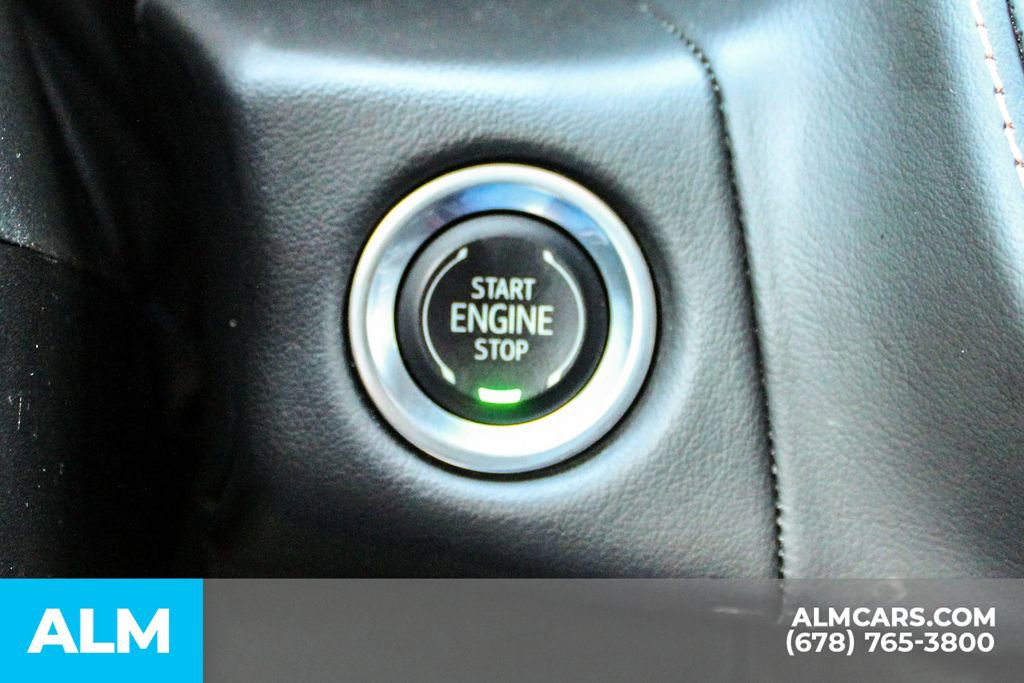 Used 2024 GMC Yukon AT4 image 30