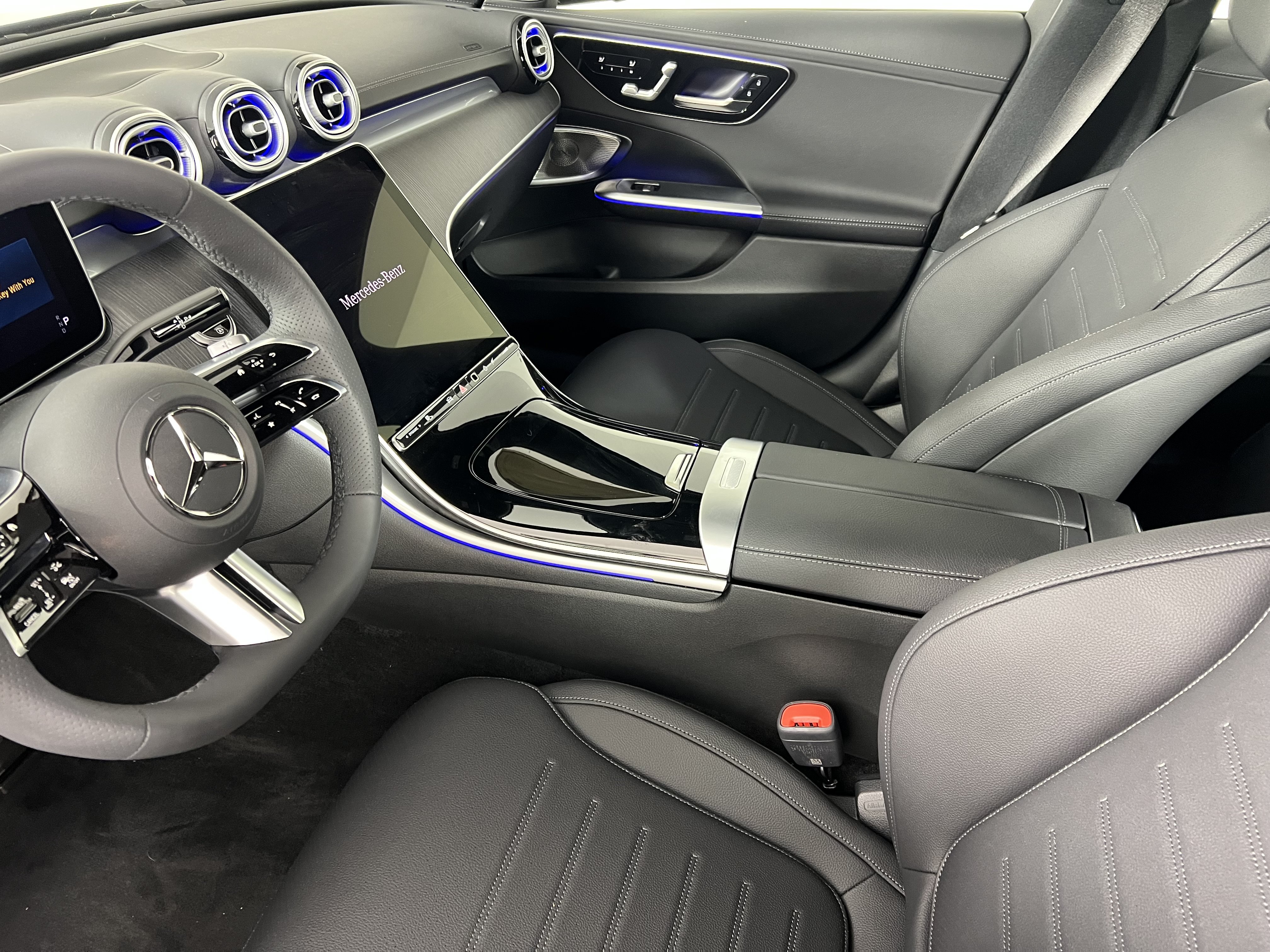 New 2026 Mercedes-Benz C 300 4MATIC Sedan image 4