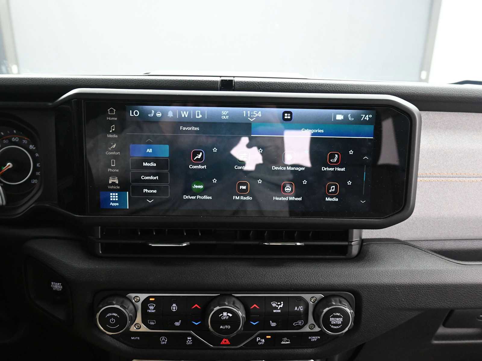 Used 2025 Jeep Wrangler Sport image 22