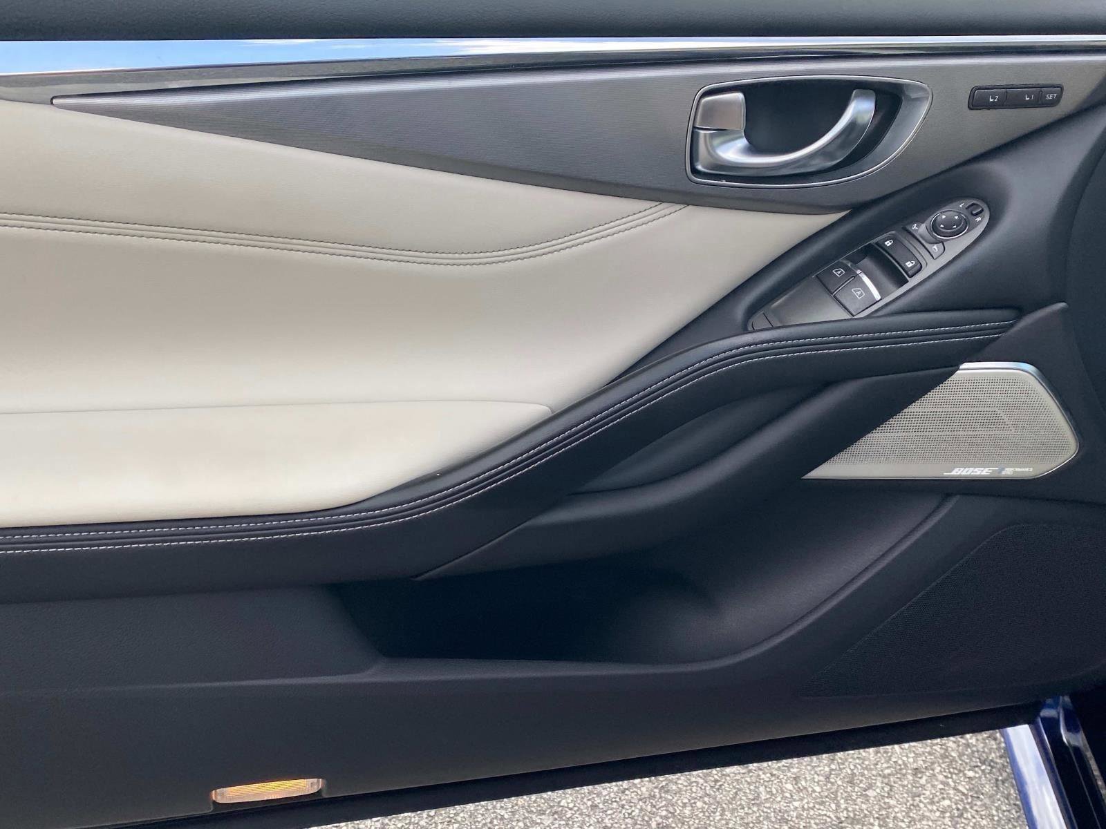 Used 2022 INFINITI Q60 3.0t Luxe w/ Essential Package image 11