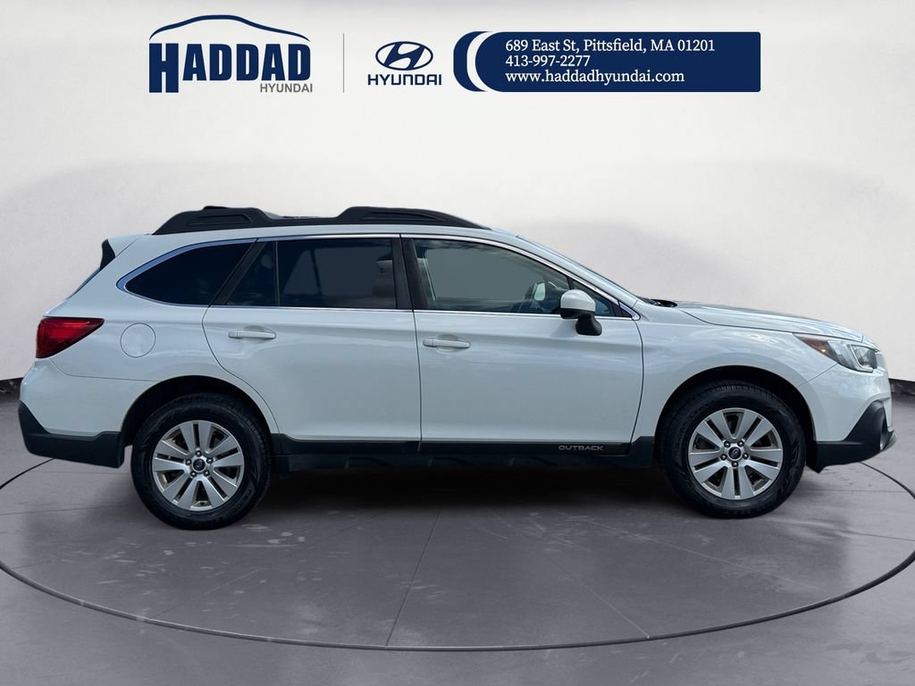 Used 2019 Subaru Outback 2.5i Premium AWD/4WD image 6