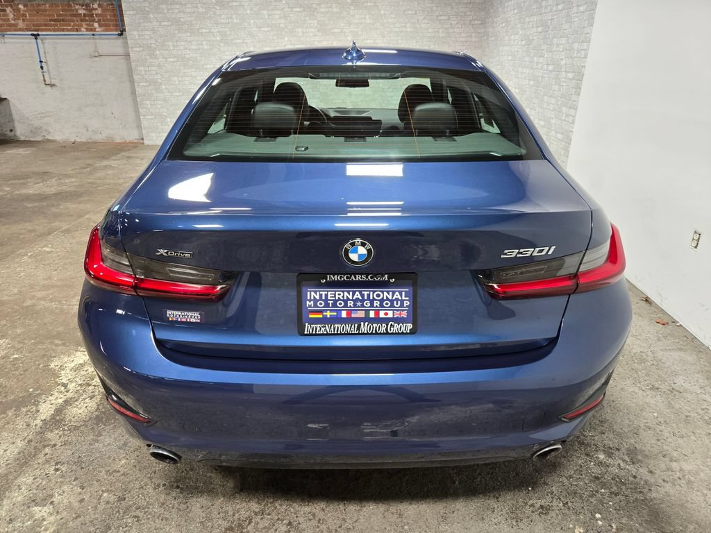 Used 2022 BMW 330i xDrive Sedan w/ Driving Assistance Package AWD/4WD image 46