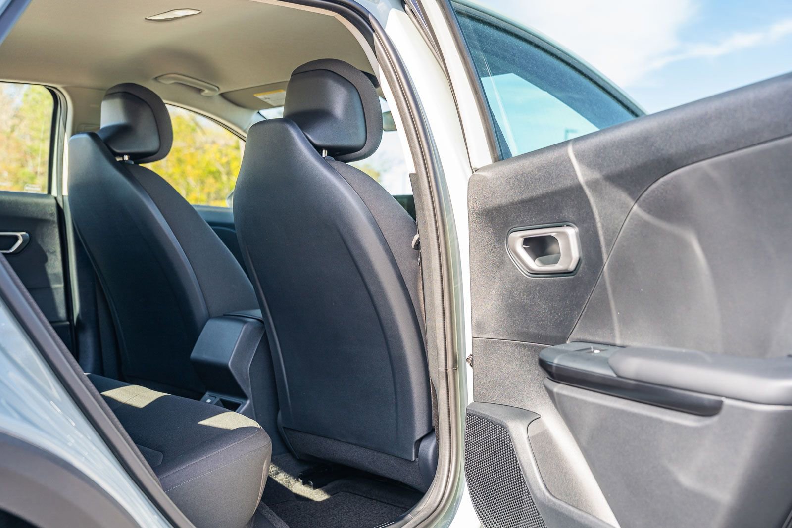 New 2026 Kia K4 LXS image 9