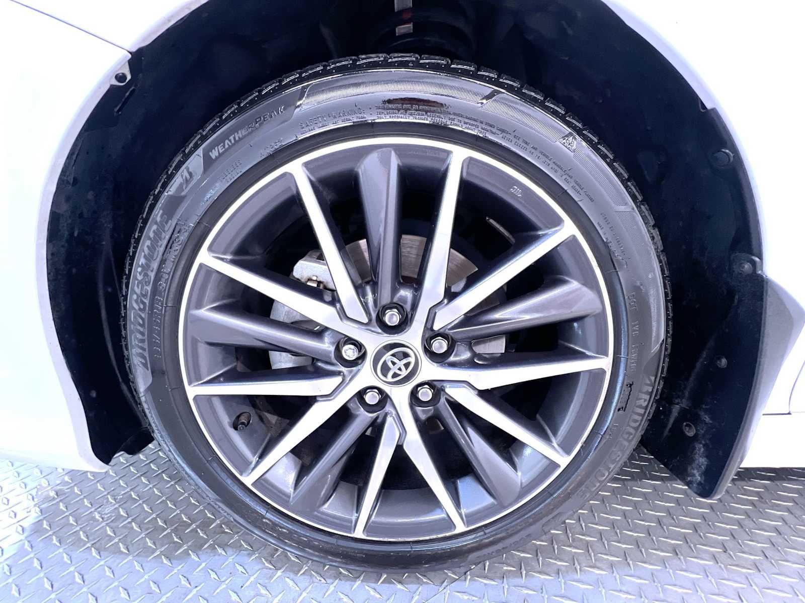 Used 2022 Toyota Camry XLE AWD/4WD image 10