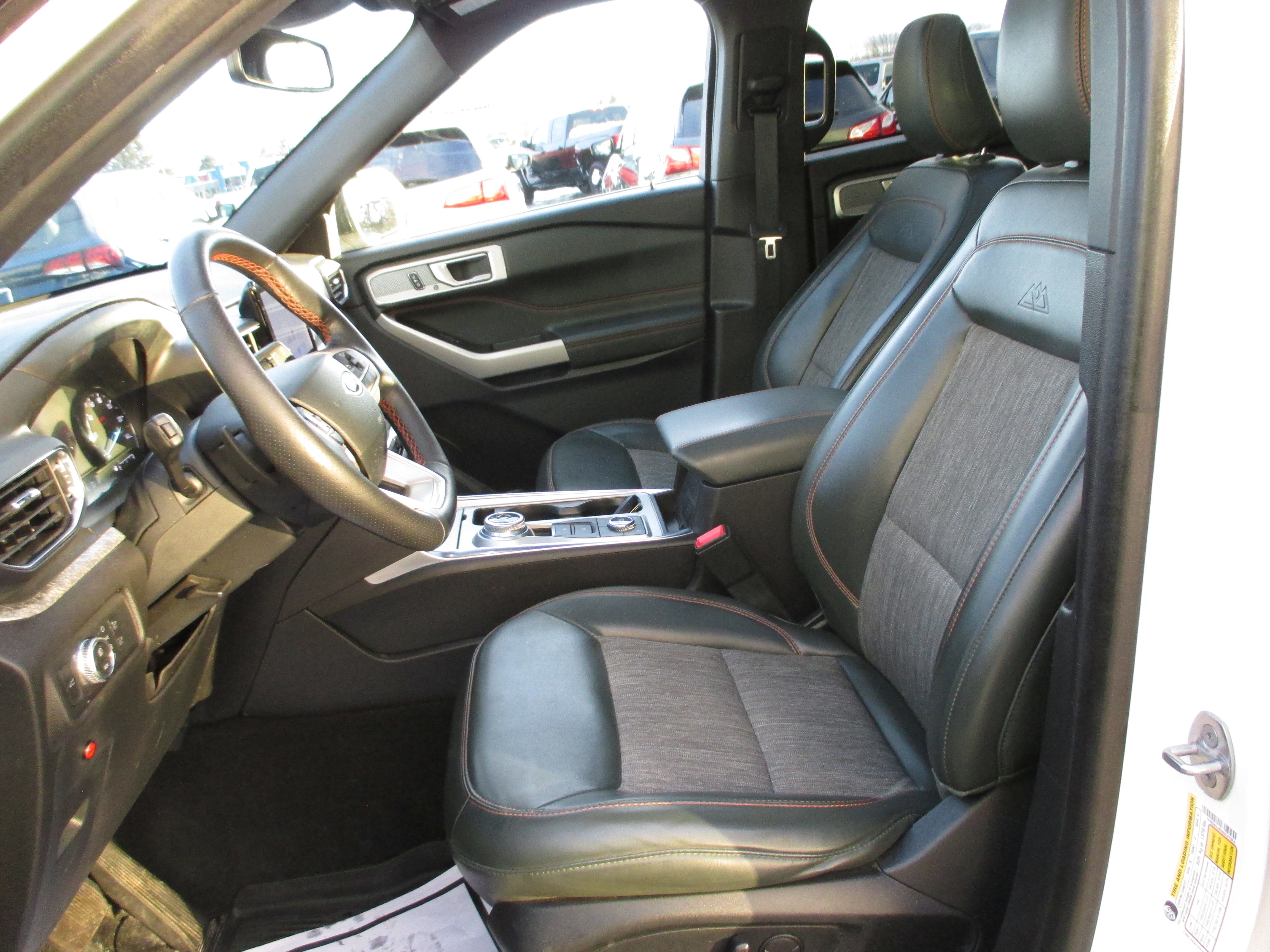 Used 2022 Ford Explorer Timberline w/ Timberline Technology Package image 15