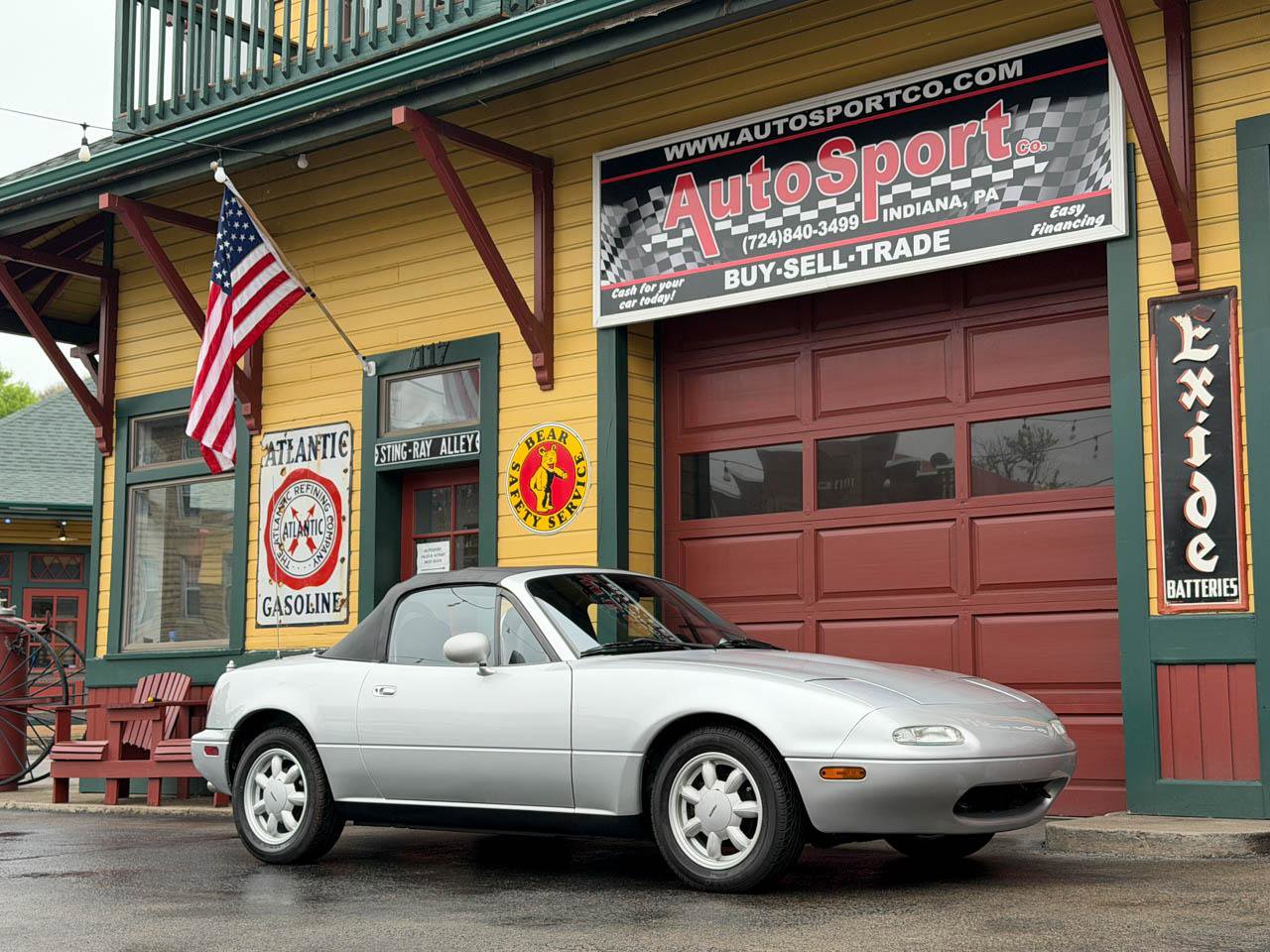 Used 1991 MAZDA MX-5 Miata RWD image 4