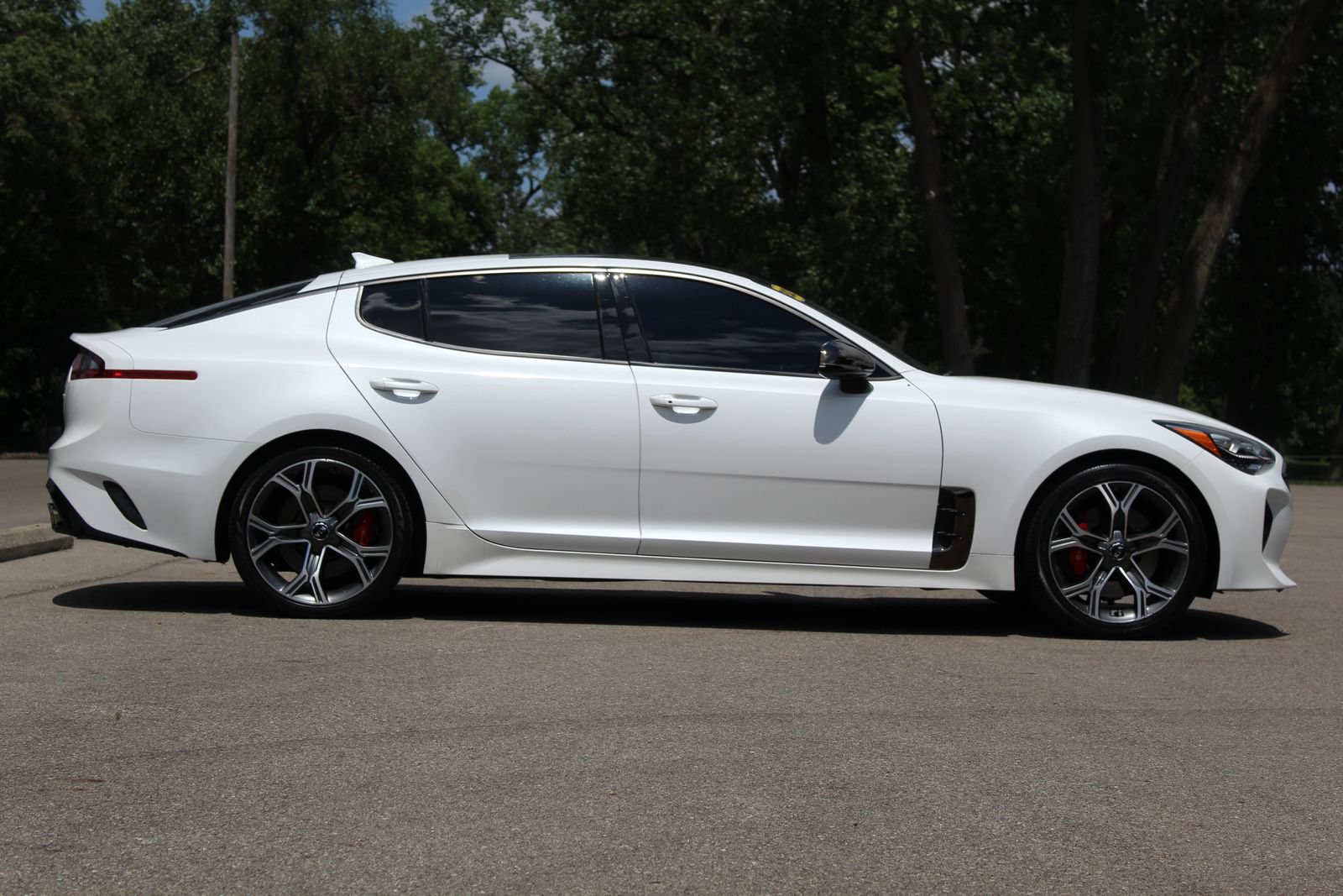 Used 2021 Kia Stinger GT2 RWD image 8