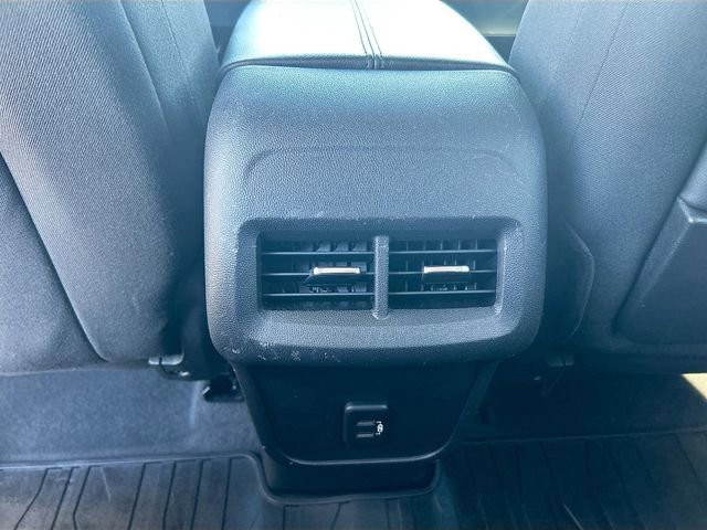 Used 2018 GMC Terrain SLE image 23