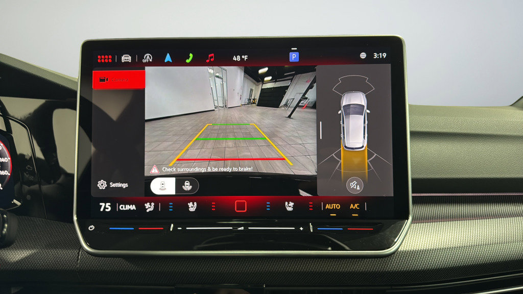 New 2026 Volkswagen GTI SE FWD image 25
