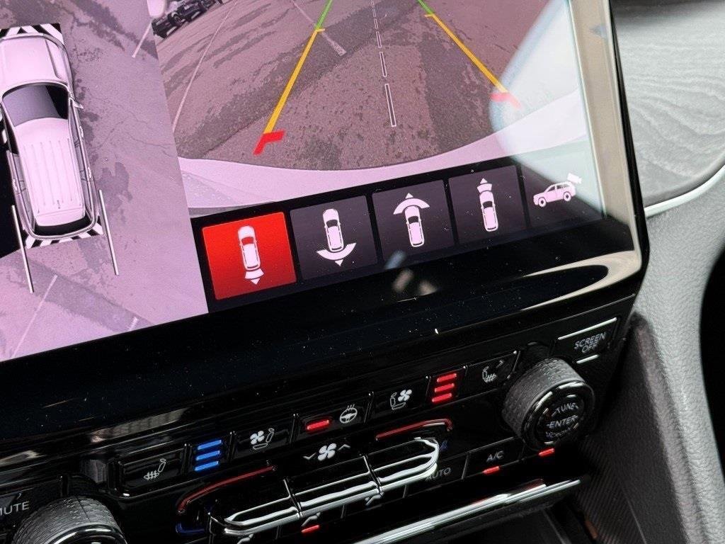 New 2025 Jeep Grand Cherokee L Limited w/ Luxury Tech Group II image 24