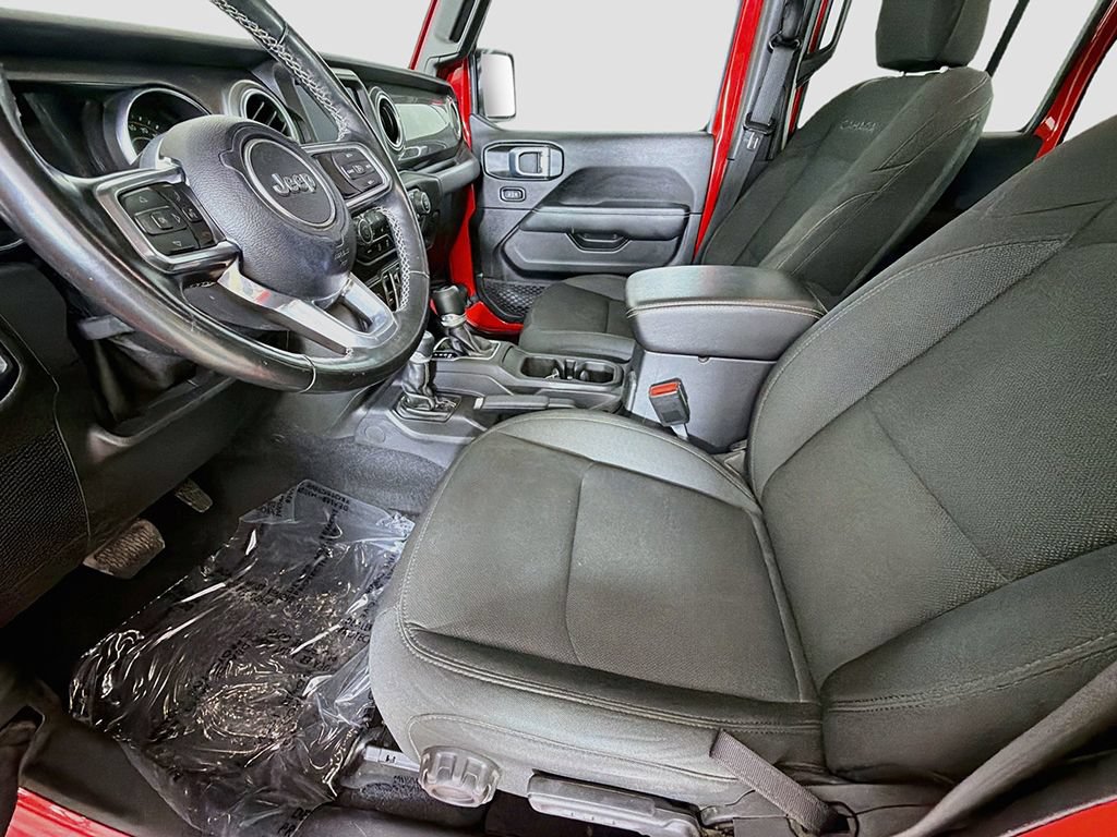 Used 2021 Jeep Wrangler Unlimited Sahara w/ Uconnect 4C Nav & Sound Group AWD/4WD image 22