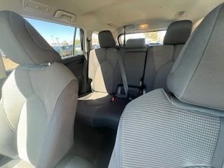 Used 2025 Toyota Highlander LE image 17