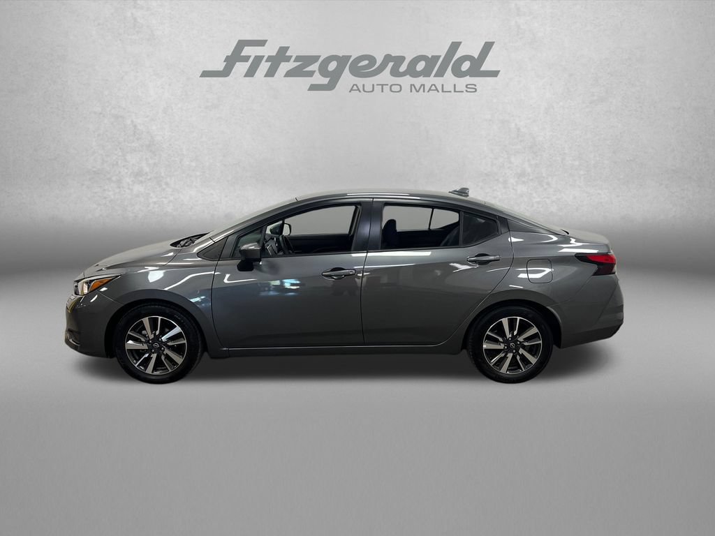 Used 2024 Nissan Versa SV FWD image 2