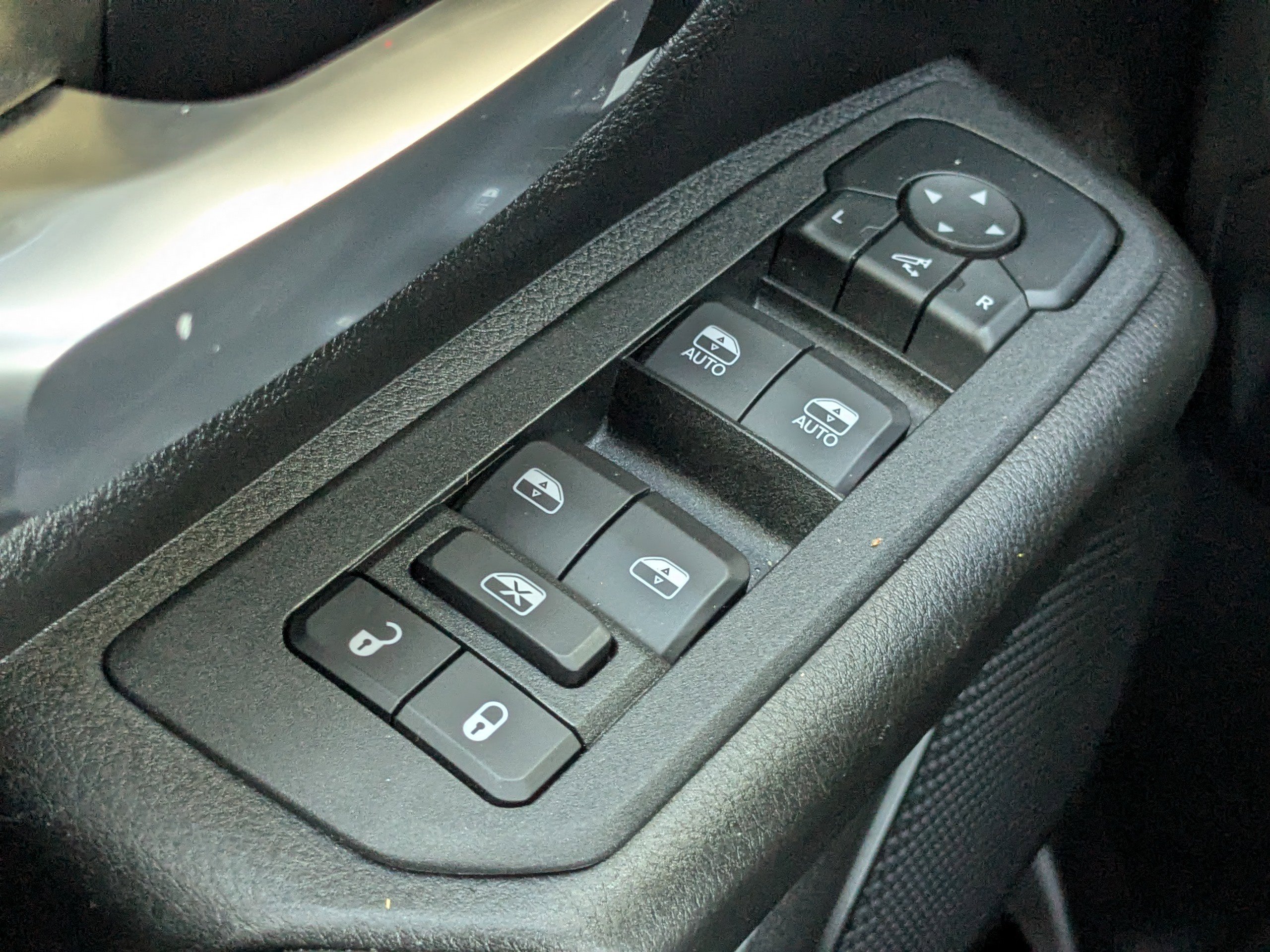 Used 2025 RAM 1500 Big Horn image 24