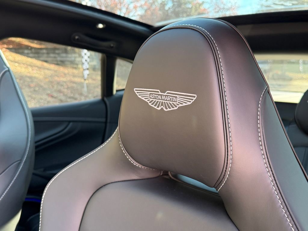 New 2026 Aston Martin DBX 707 image 33