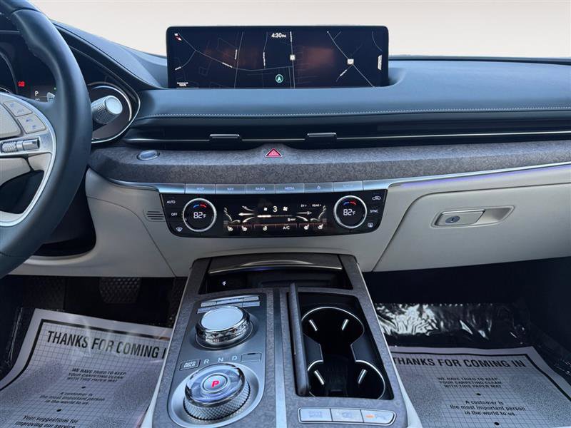 Used 2024 Genesis G80 image 12