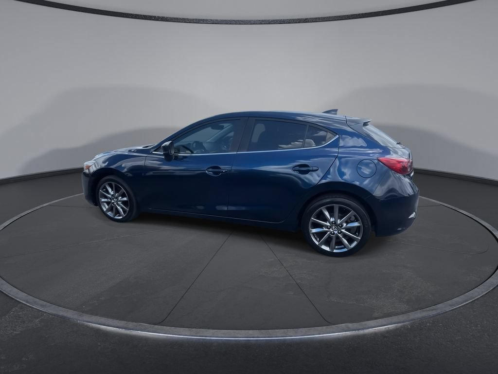 Used 2018 MAZDA MAZDA3 Touring FWD image 6