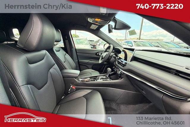 New 2026 Jeep Compass Latitude AWD/4WD image 26