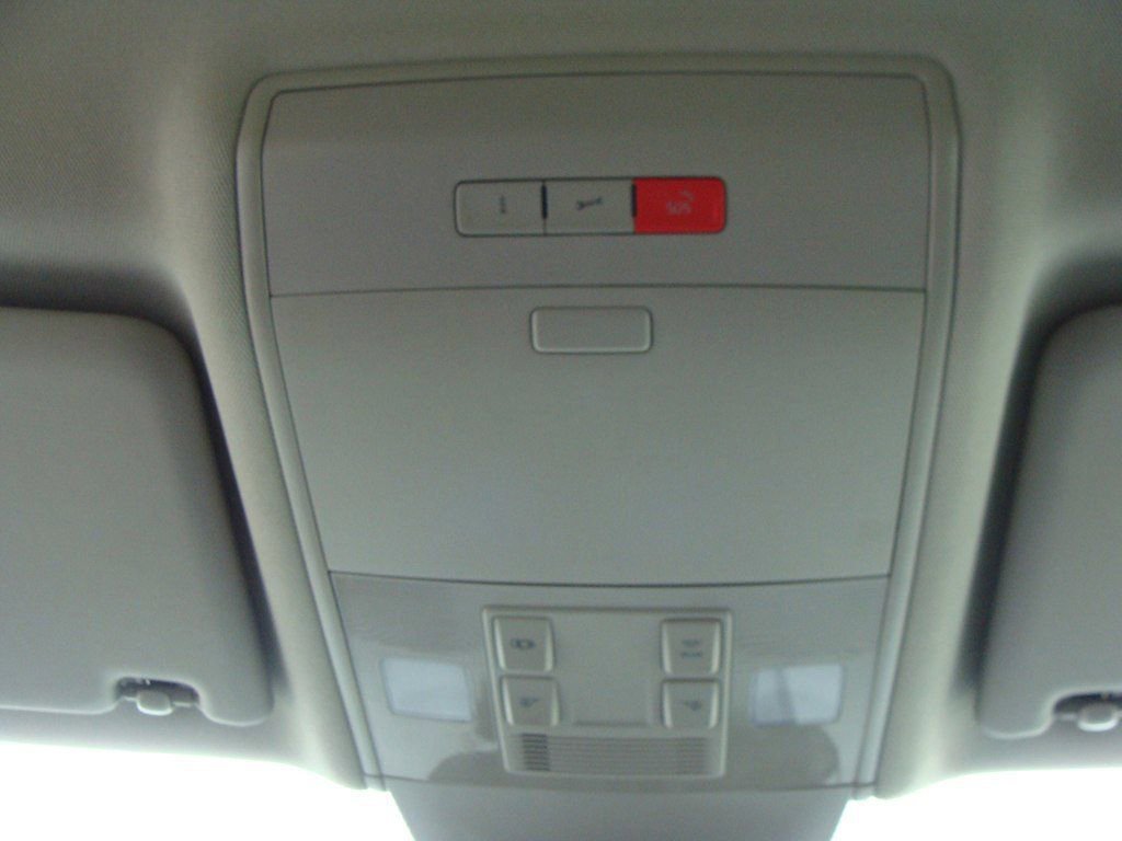 Used 2018 Volkswagen Atlas SE image 35