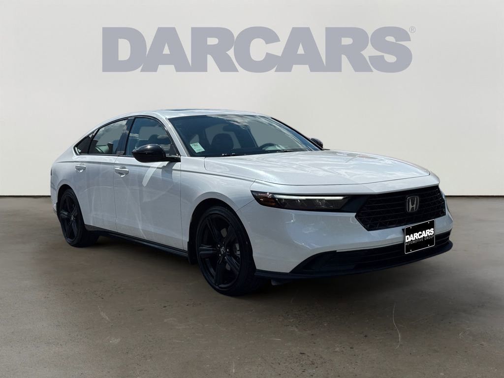 Used 2025 Honda Accord Sport image 1