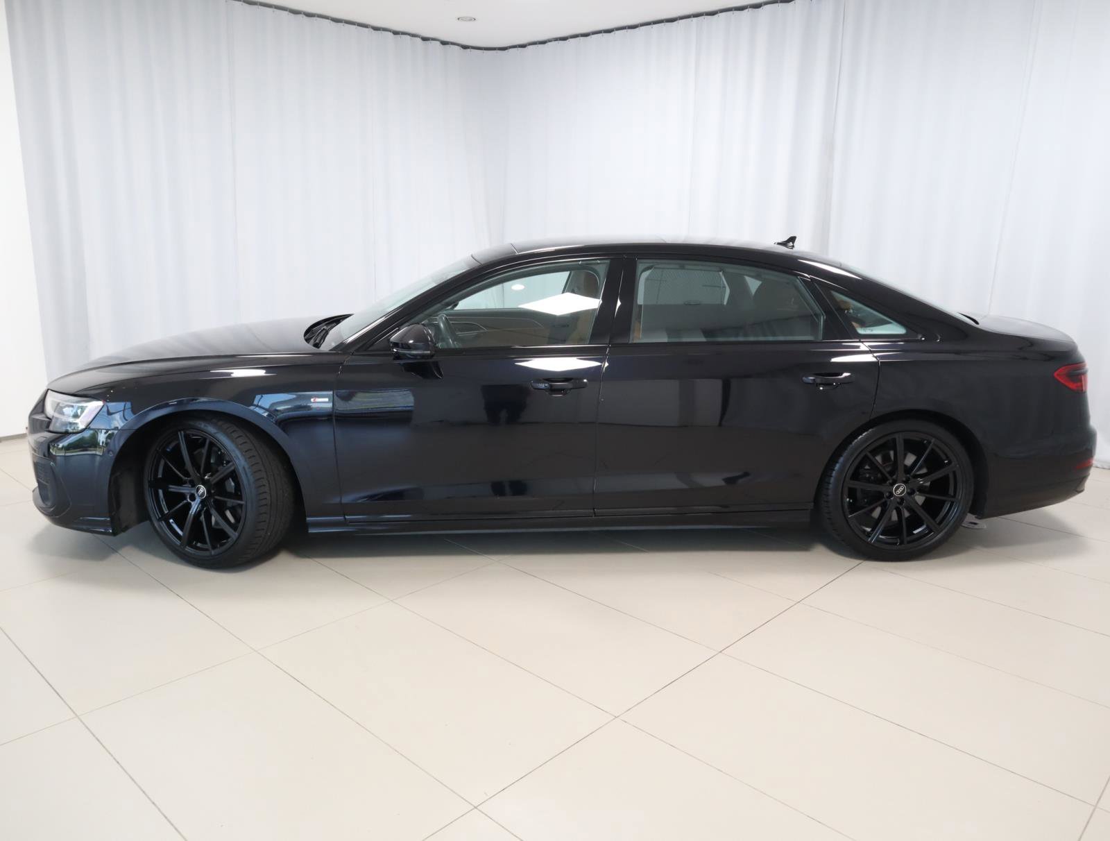 Used 2024 Audi A8 L 3.0T AWD/4WD video 2