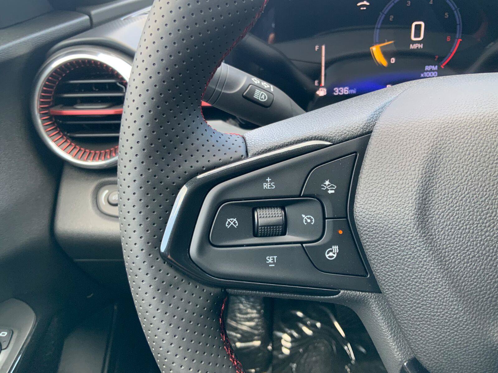 New 2026 Chevrolet Trax RS w/ Driver Confidence Package FWD image 19