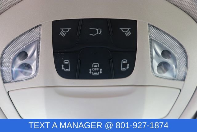 Used 2024 Chrysler Pacifica Select image 30