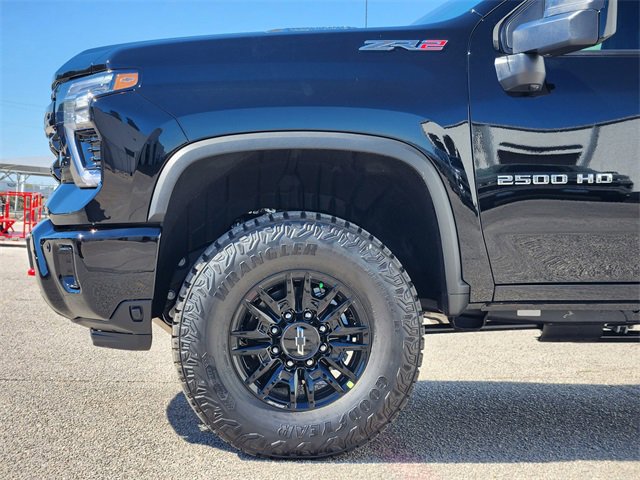 New 2026 Chevrolet Silverado 2500 ZR2 image 5