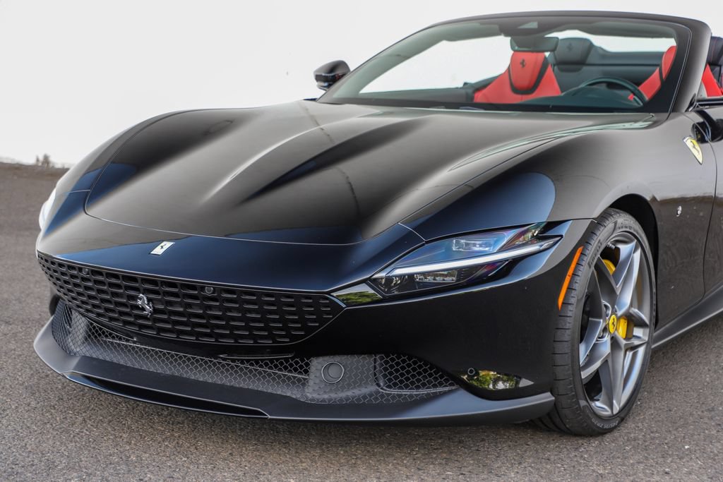 Certified 2025 Ferrari Roma Spider RWD image 48
