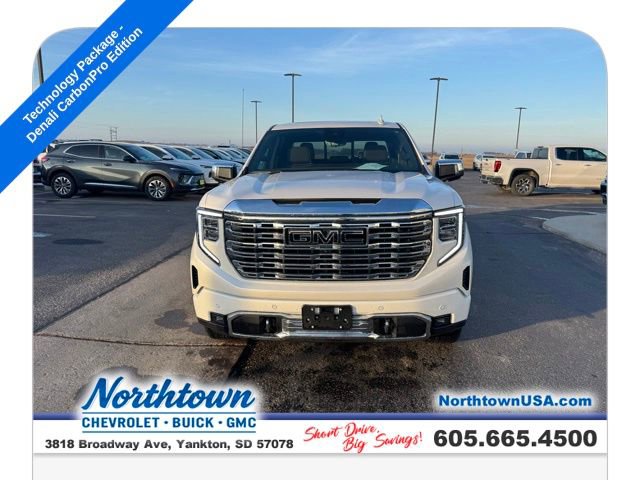 Used 2024 GMC Sierra 1500 Denali w/ Denali Reserve Package AWD/4WD image 3