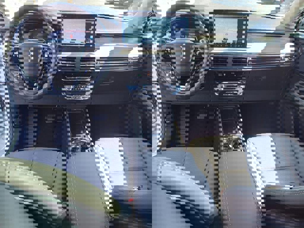 Used 2023 Lincoln Corsair Grand Touring w/ Equipment Group 302A image 35