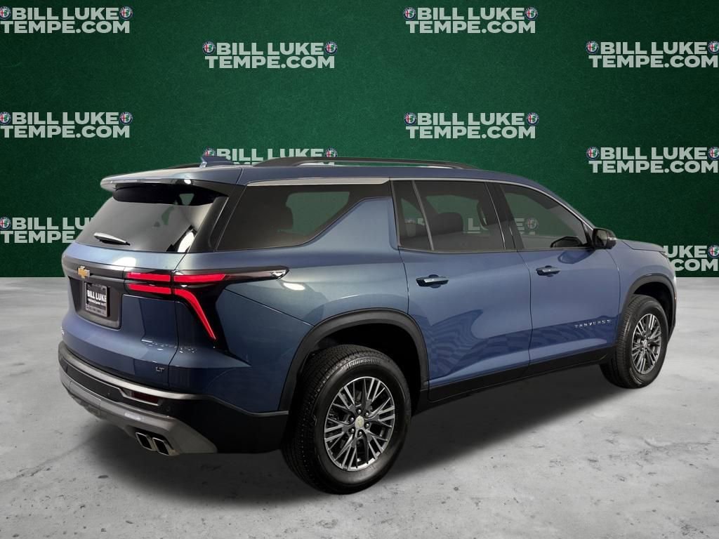 Used 2024 Chevrolet Traverse LT image 7