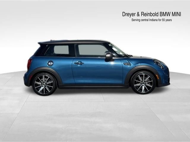 Used 2023 MINI Cooper S video 2