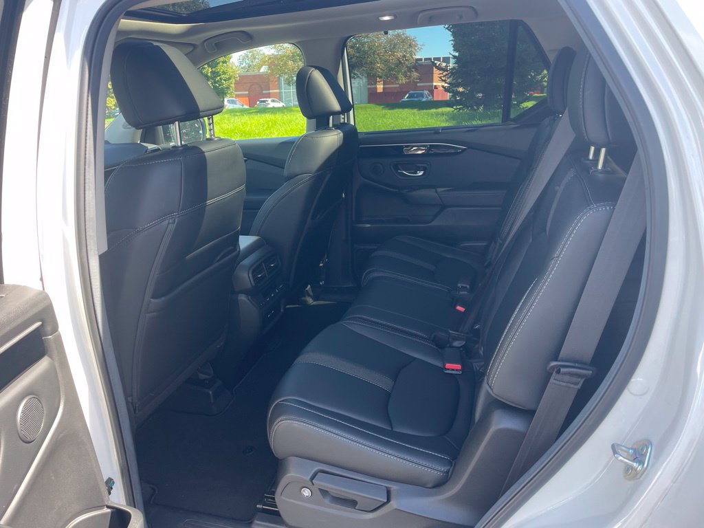 Used 2025 Honda Pilot Touring image 27
